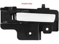 klika pravých předních dveří / chrom